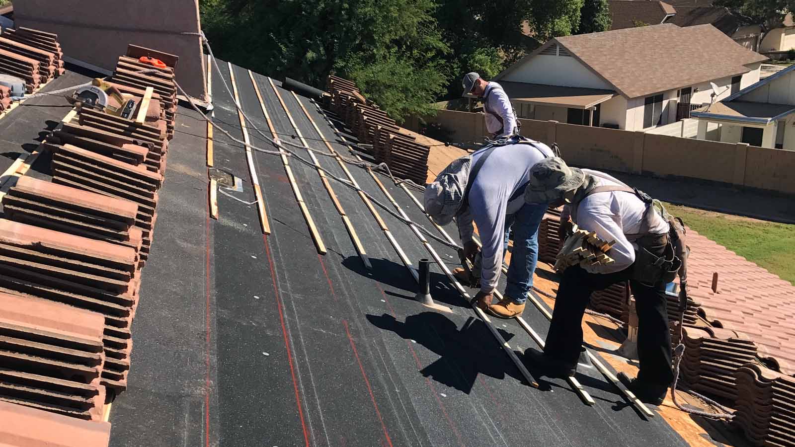 Mesa Arizona neighborhood roofs